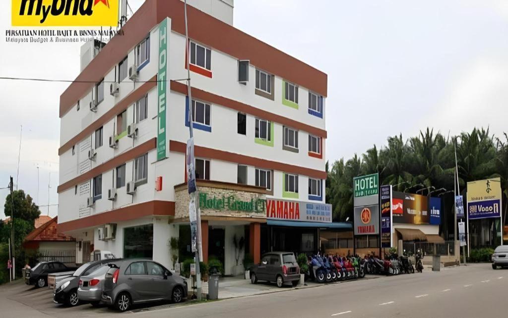Grand Ct Hotel Malacca Esterno foto