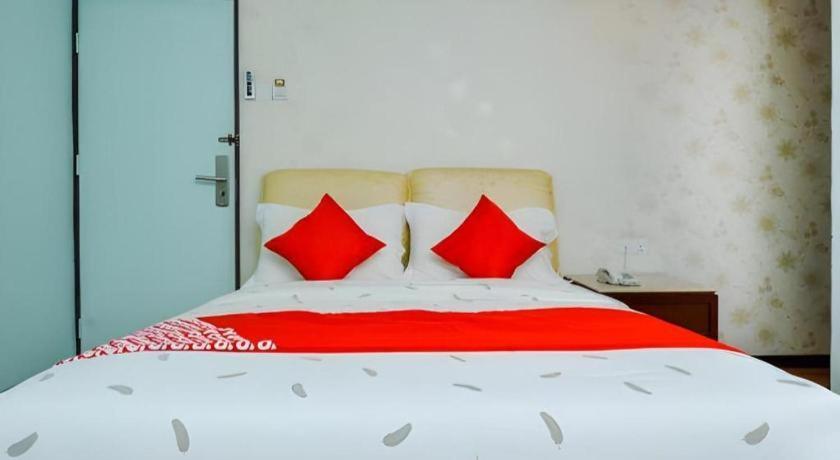 Grand Ct Hotel Malacca Esterno foto