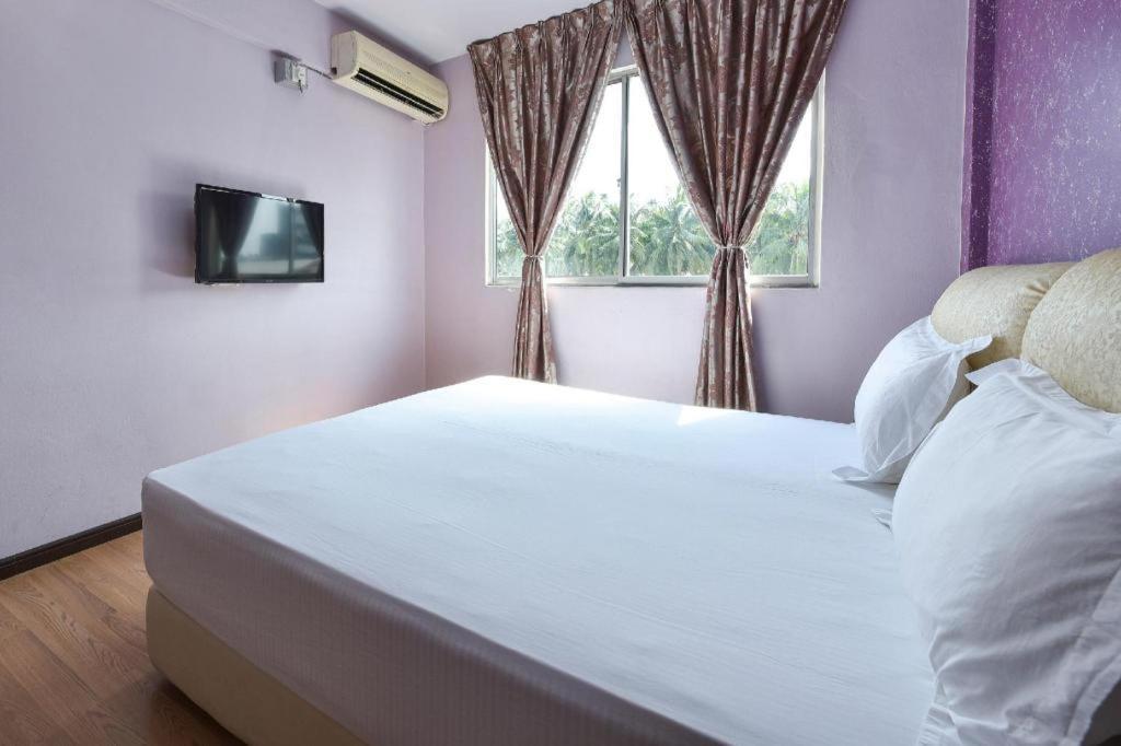 Grand Ct Hotel Malacca Esterno foto
