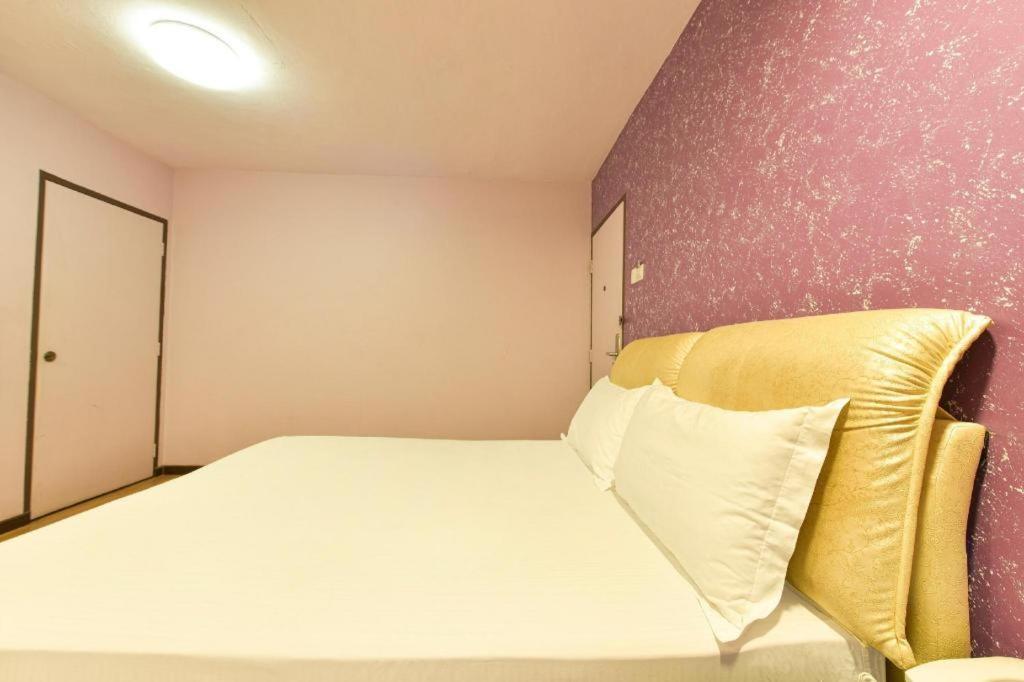 Grand Ct Hotel Malacca Esterno foto