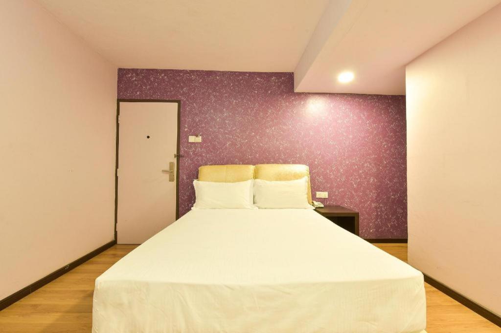 Grand Ct Hotel Malacca Esterno foto