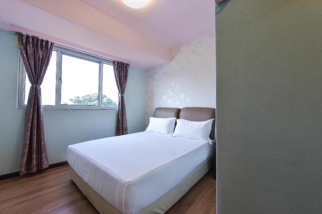 Grand Ct Hotel Malacca Esterno foto
